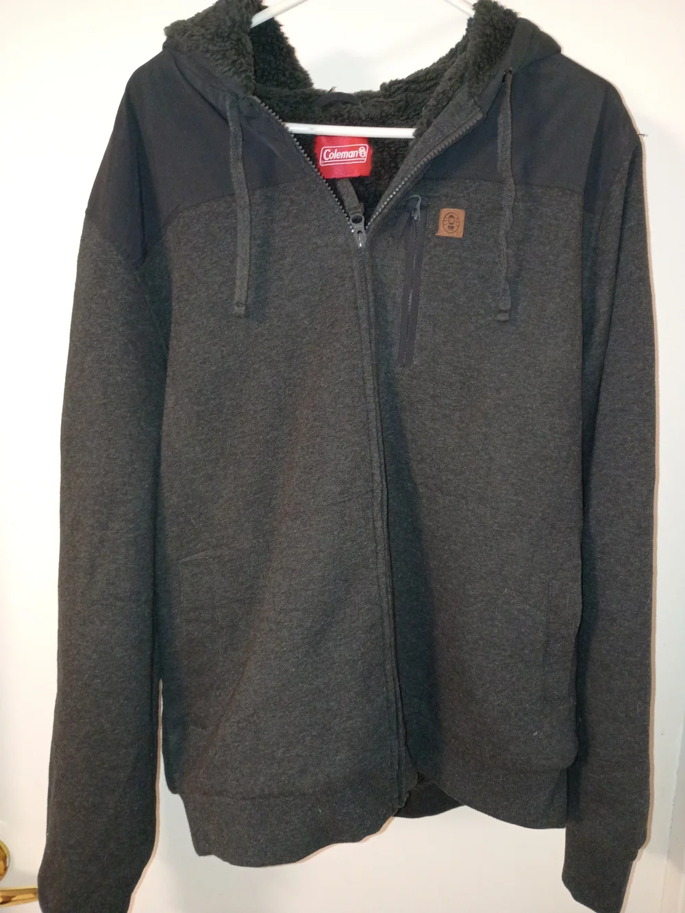 Coleman men zip